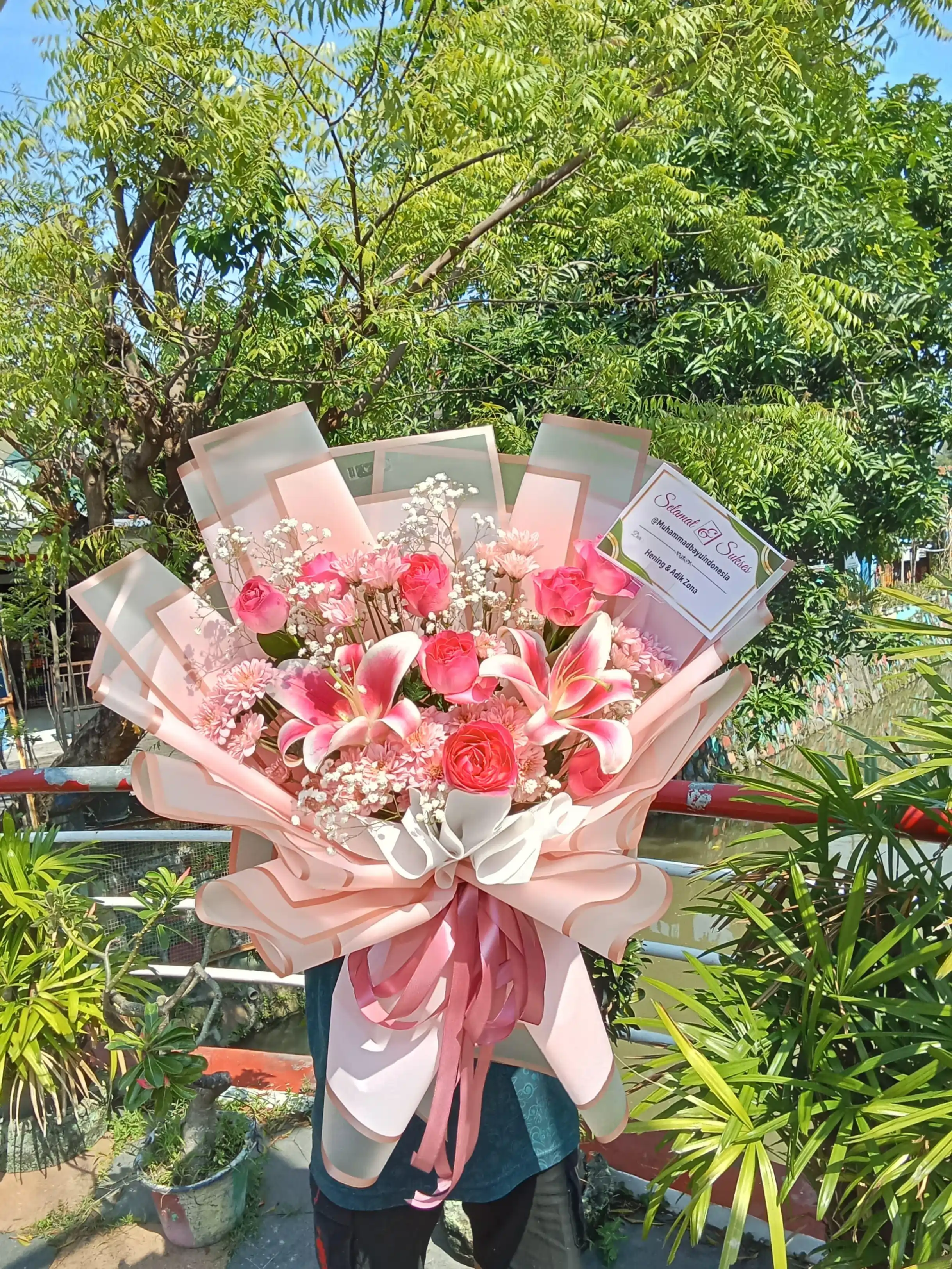 Hand Bouquet